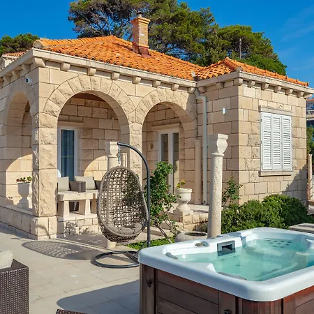 Orabelle 4* دوبروفينك