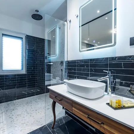 Orabelle Guest house 4*